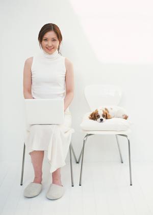 「アンケート代行サービスの選び方と成功事例：信頼性とコストパフォーマンスを徹底比較」